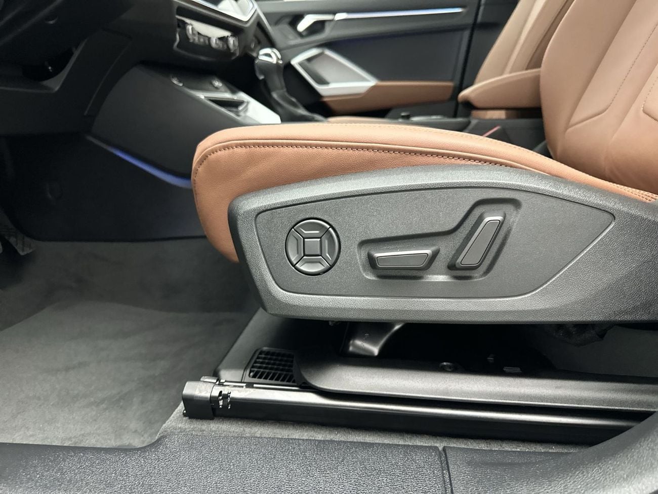 أودي Q3 Sportback 40 TFSI quat 180hp S line (Ref# 13094) EXCLUSIVE RAMADAN OFFER213000