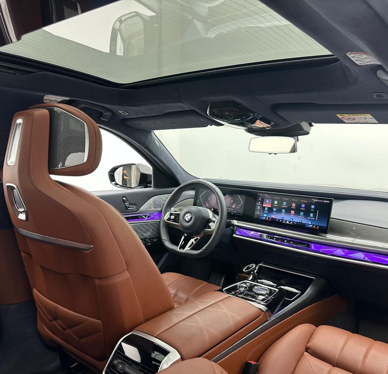 بي أم دبليو 760i 2024 BMW 760i xDrive M-Sport, 2028 BMW Warranty and Service Pack, BMW Service History, GCC