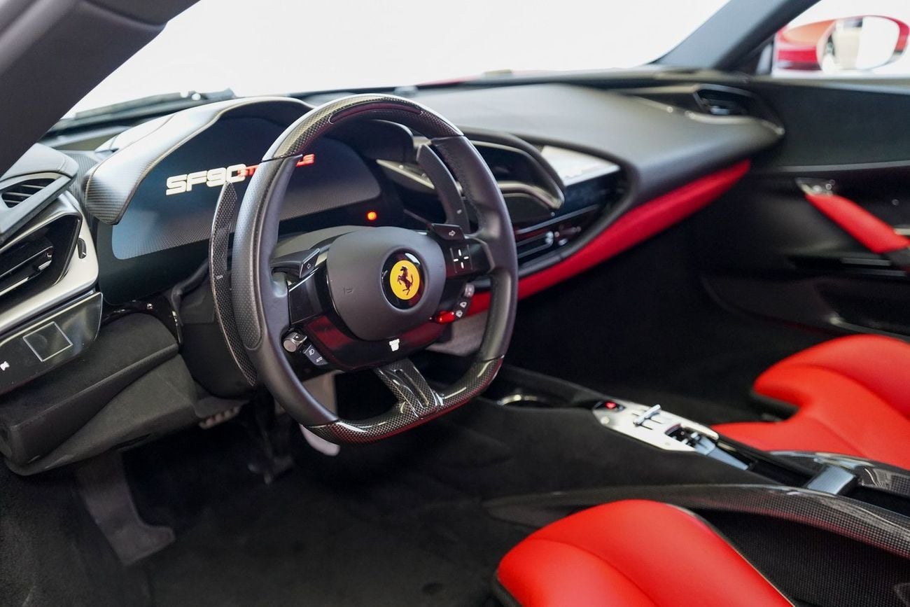 فيراري SF90 ستراديل STRADALE