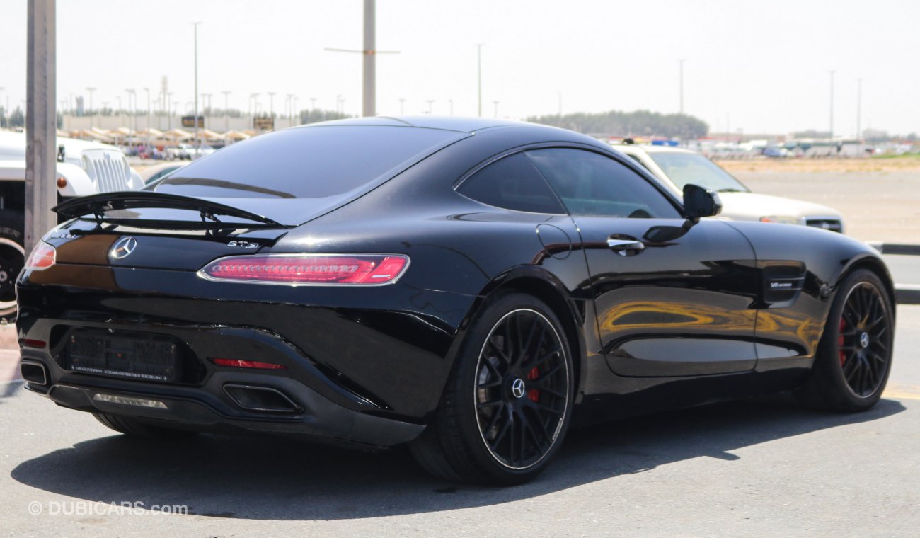 مرسيدس بنز AMG GT S