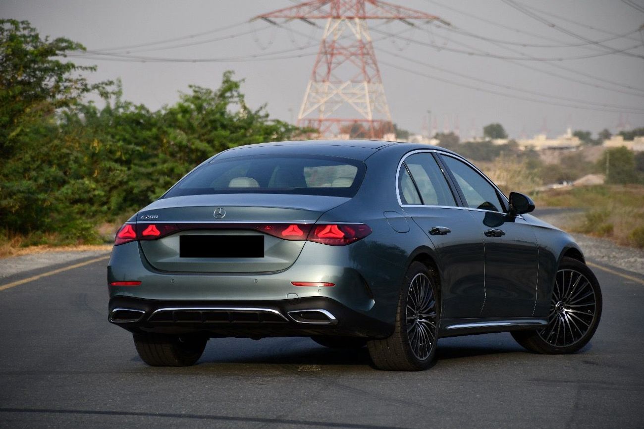 Mercedes-Benz E200 2.0L