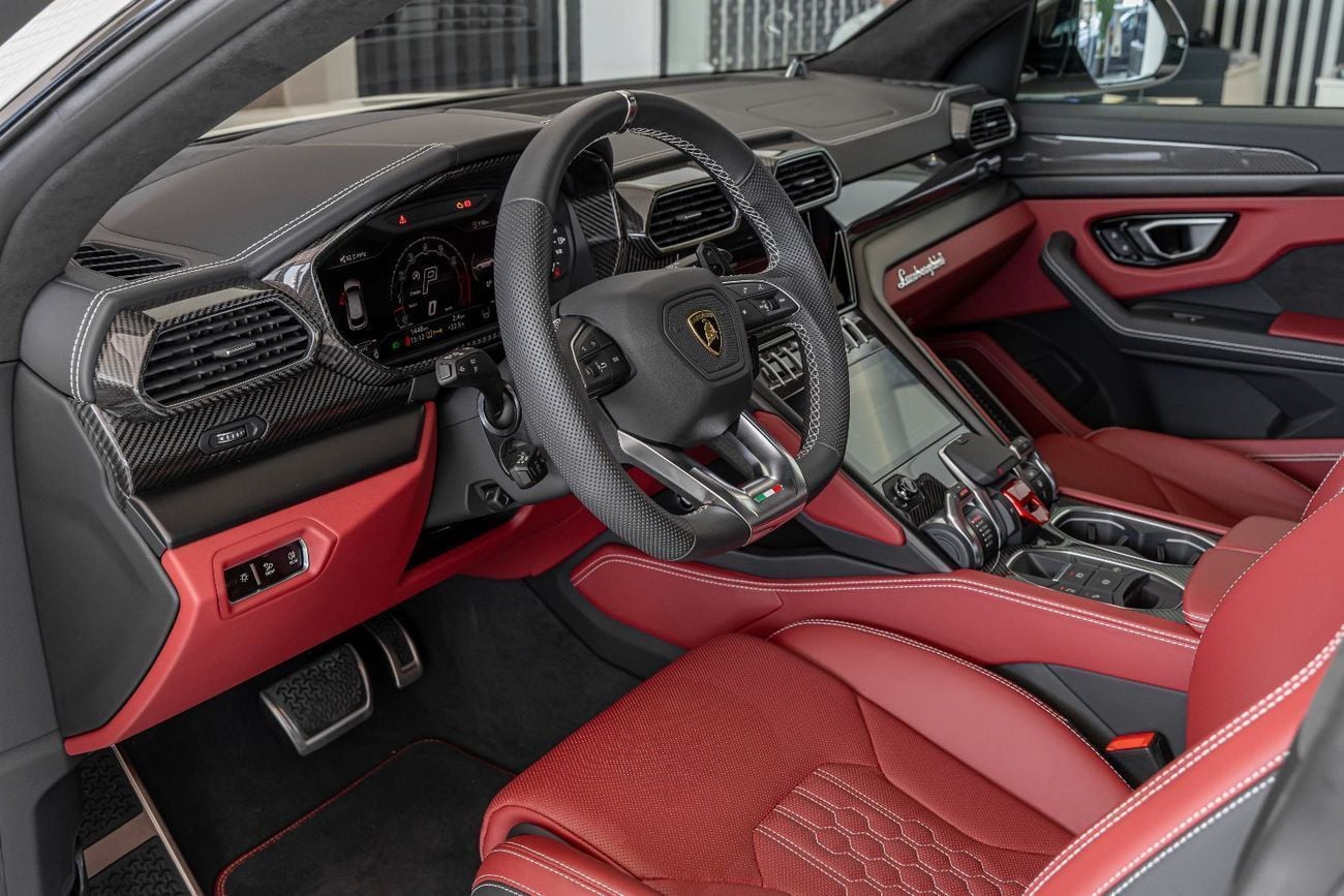 Lamborghini Urus S 4.0T V8 Lamborghini Urus S | Carbon Interior | Low Mileage 2024 (Warranty Available)