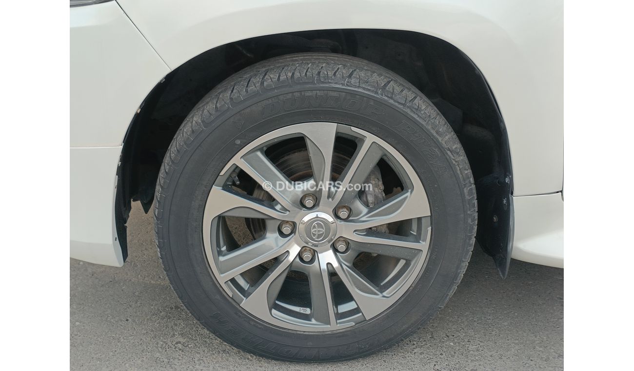 Toyota Land Cruiser GXR - V8, 5.7L PETROL, FULL OPTION / 20 SHP (LOT # 6267)