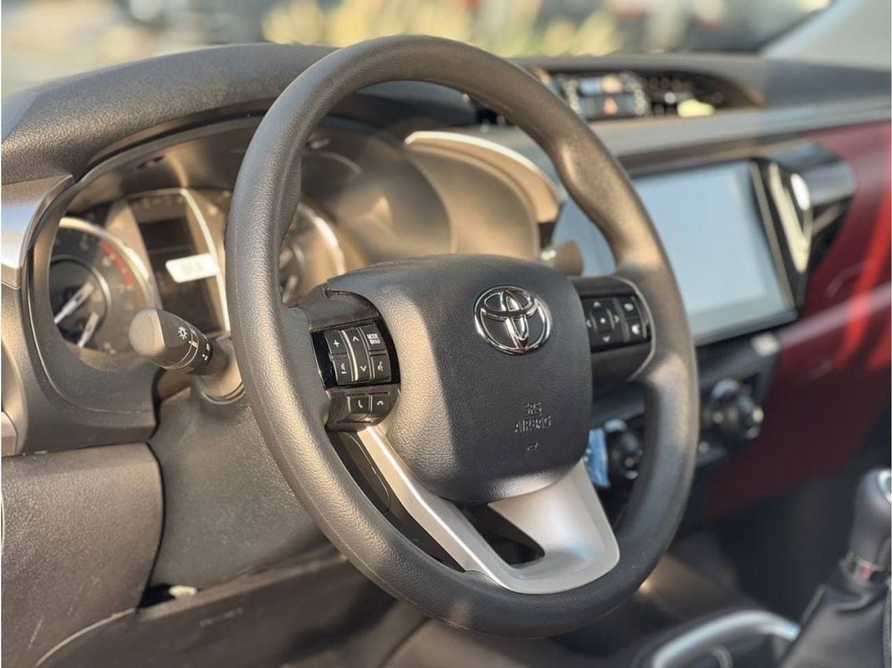 Toyota Hilux SGLX D/C 2.7L 4X4 PTR M/T // 2025 // HIGH OPTION WITH SEAT VENTILATION , LED LIGHT , POWER WINDOWS /