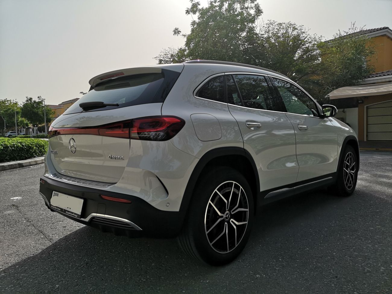 مرسيدس بنز EQA 350 Premium Plus