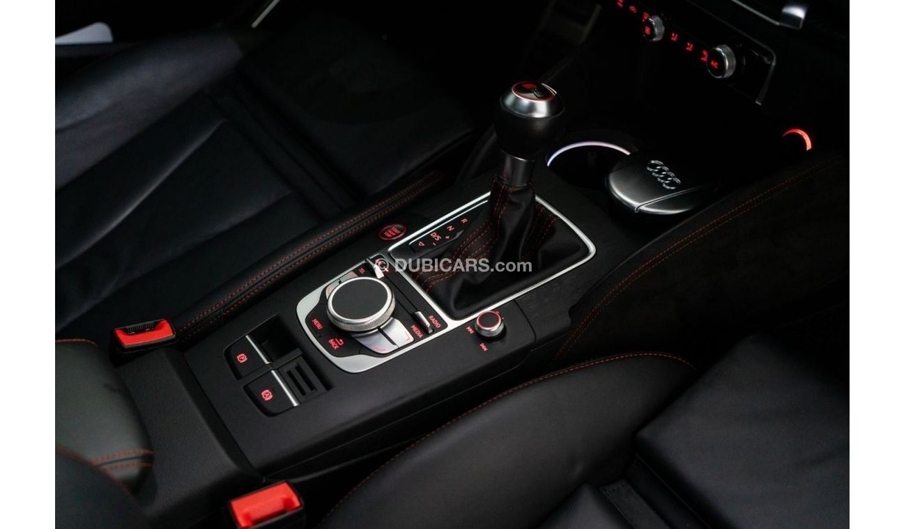 Audi RS3 TFSI quattro 2016 Audi RS3  / Catalunya Red / High Spec!