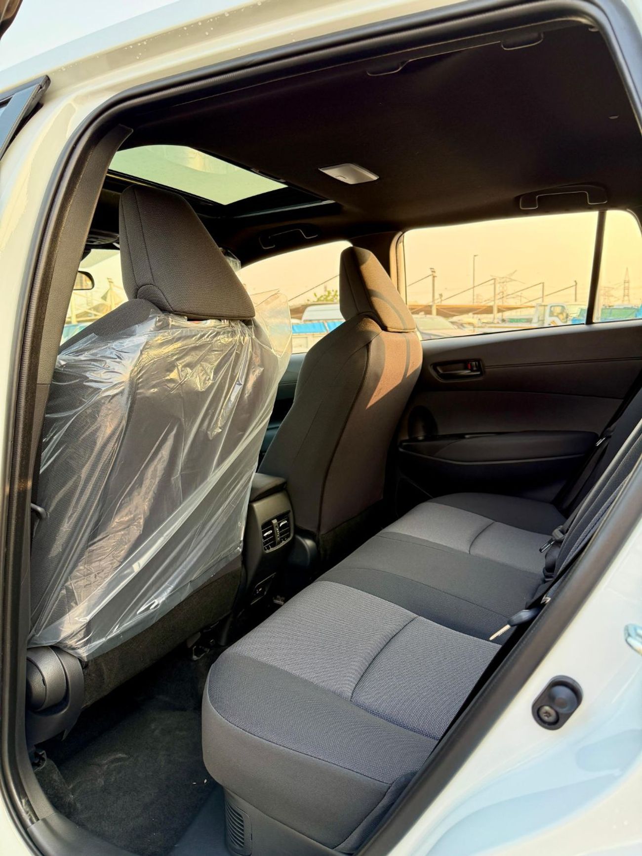 Toyota Frontlander Toyota Frontlander 2.0L Hybrid MiD Option