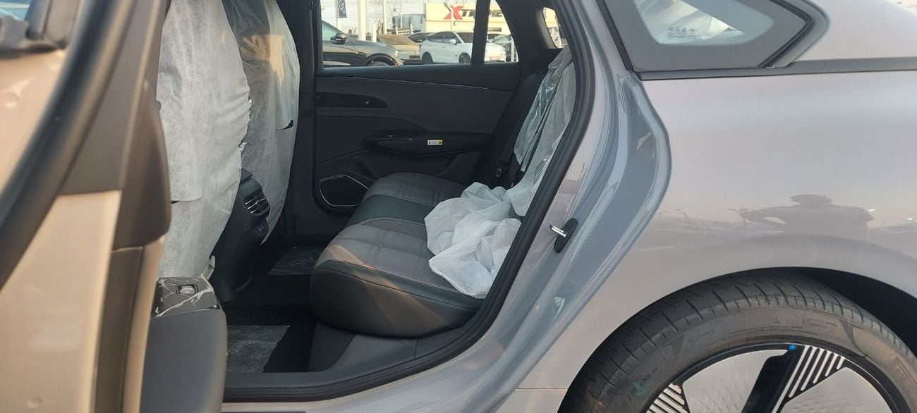 هونغشي Eh7 111 KWH AWD PRO (NON GCC)