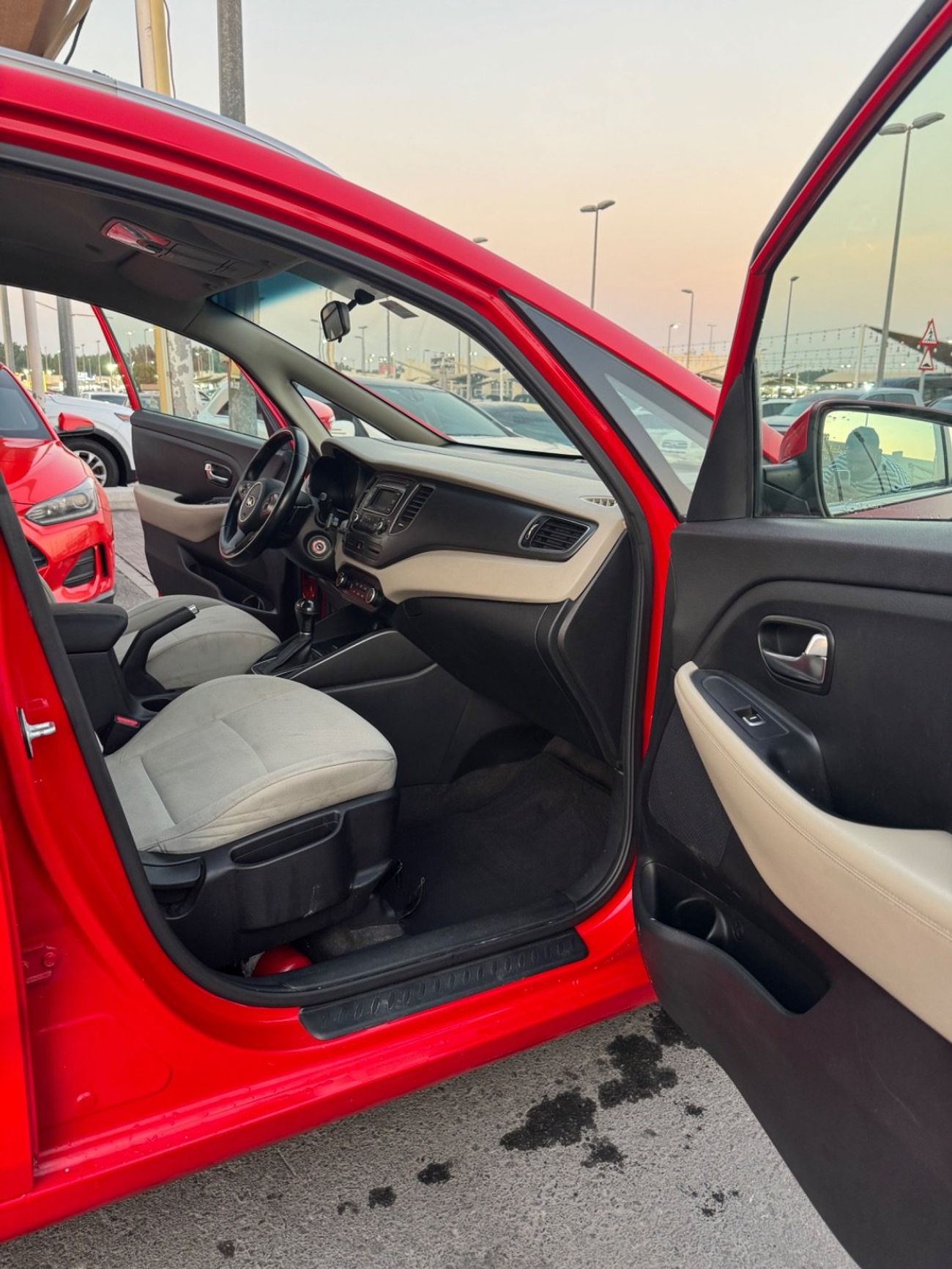 Kia Carens LX 2.0L Wagon