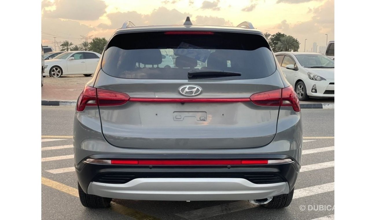 هيونداي سانتا في 2022 Hyundai Santa Fe 2.5L V4 MidOption+ Only 4700 Miles