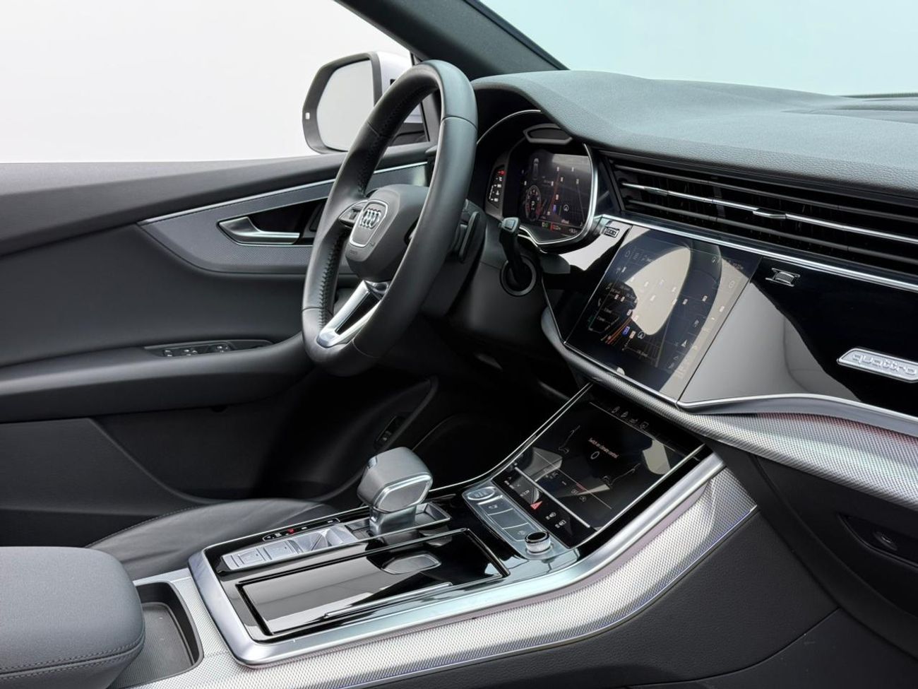 أودي Q8 55 TFSI quattro S-Line 3.0L (340 HP) 2020 Audi Q8 55 TFSI Quattro S-Line, Warranty, Full Audi Servic