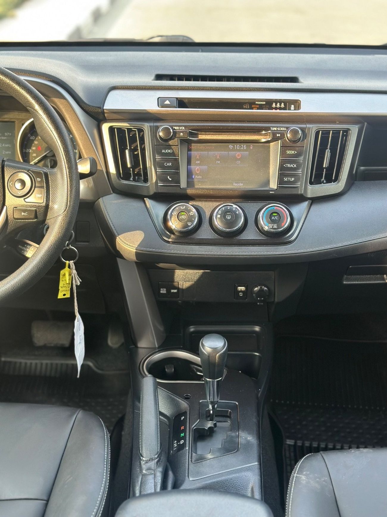 Toyota RAV4 2017 good condition leather seats