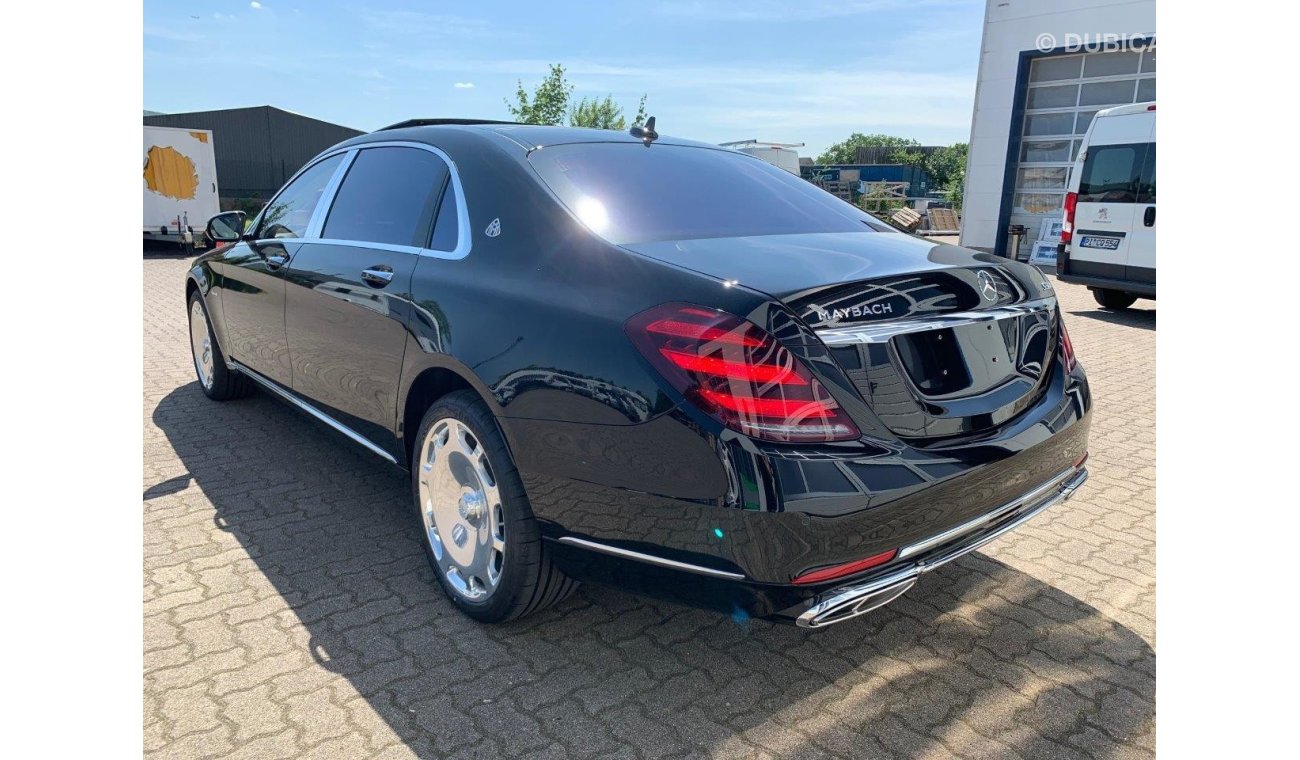 مرسيدس بنز S 560 Maybach