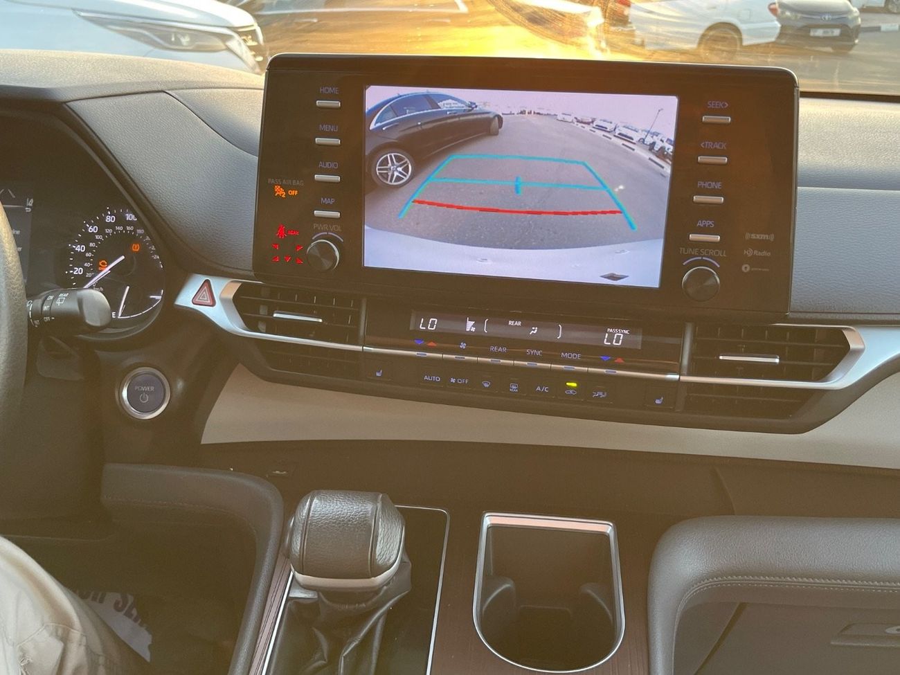 تويوتا سيينا 2021 TOYOTA SIENNA XLE HYBRID 4x4 FULL OPTIONS IMPORTED FROM USA