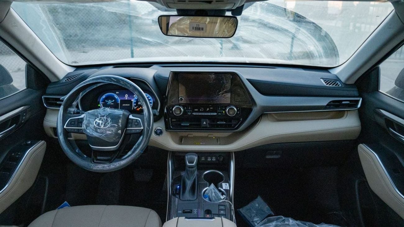 Toyota Highlander 2.5L Hybrid | Automatic | SUV/Crossover | All Wheel Drive | 7 Seats | 4 Door