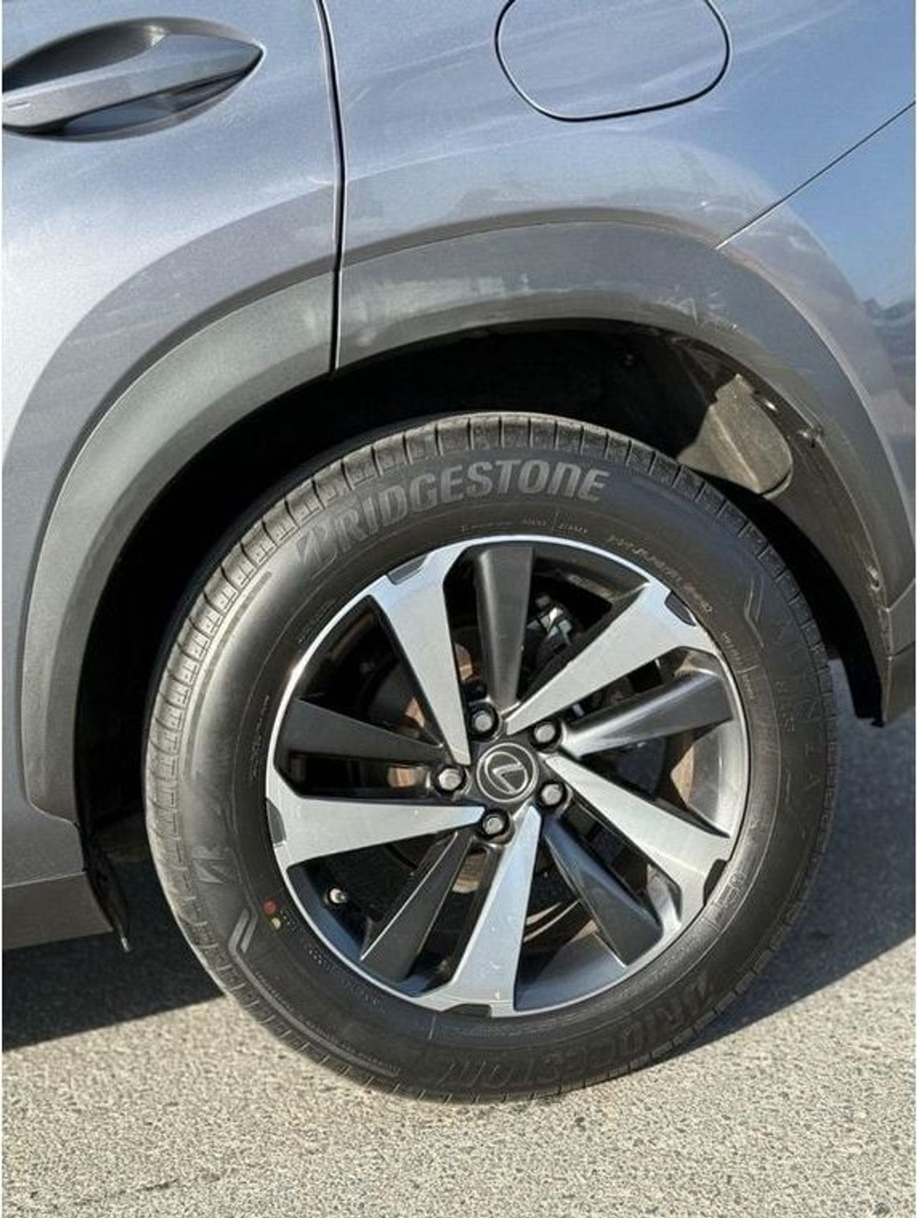 Lexus NX300 Premium Red interior, Sunroof