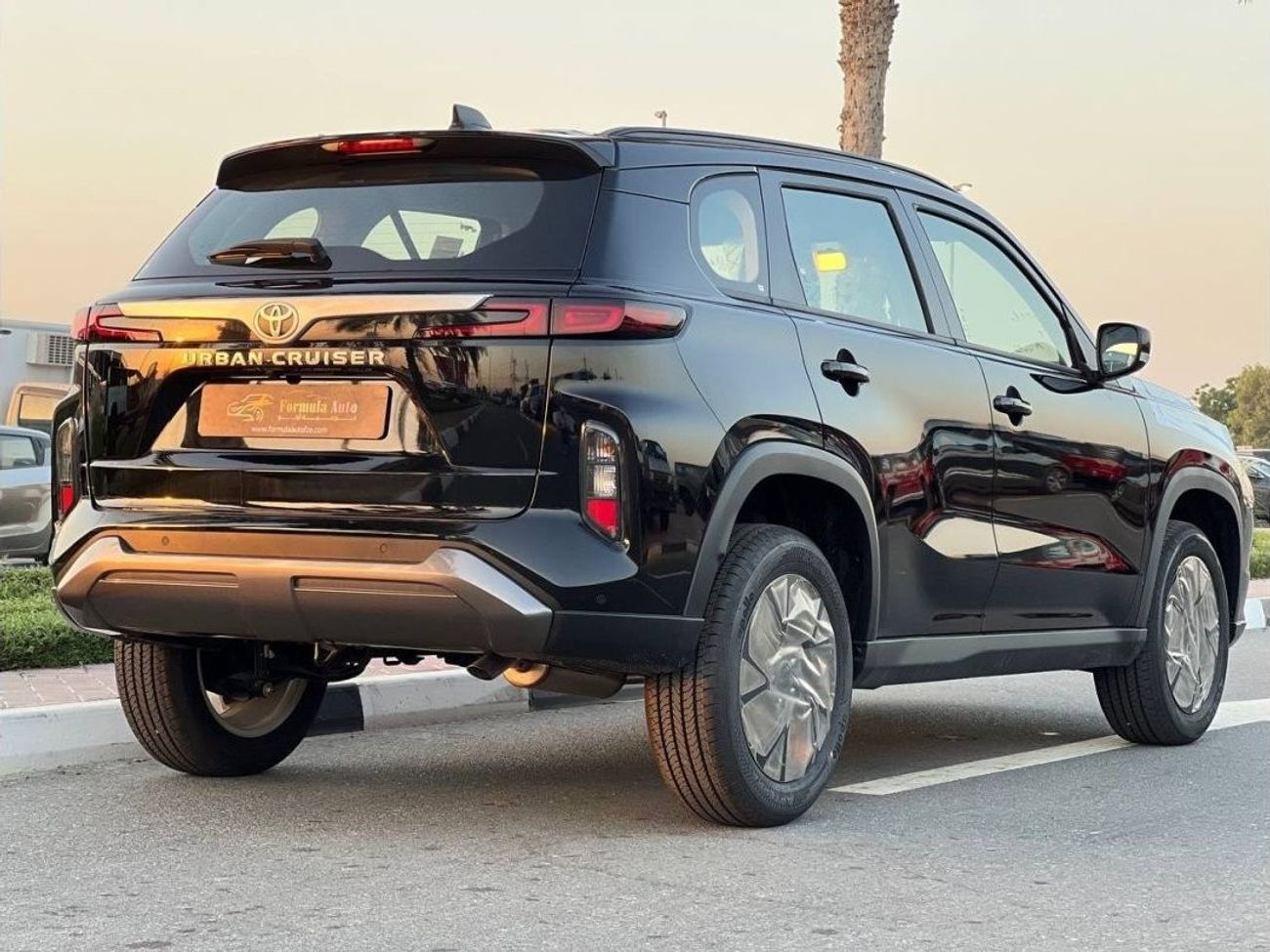 Toyota Urban Cruiser 1.5L PTR A/T // 2024 // HIGH OPTION WITH DVD & BACK CAMERA , PUSH START // SPECIAL OFFER // BY FORMU