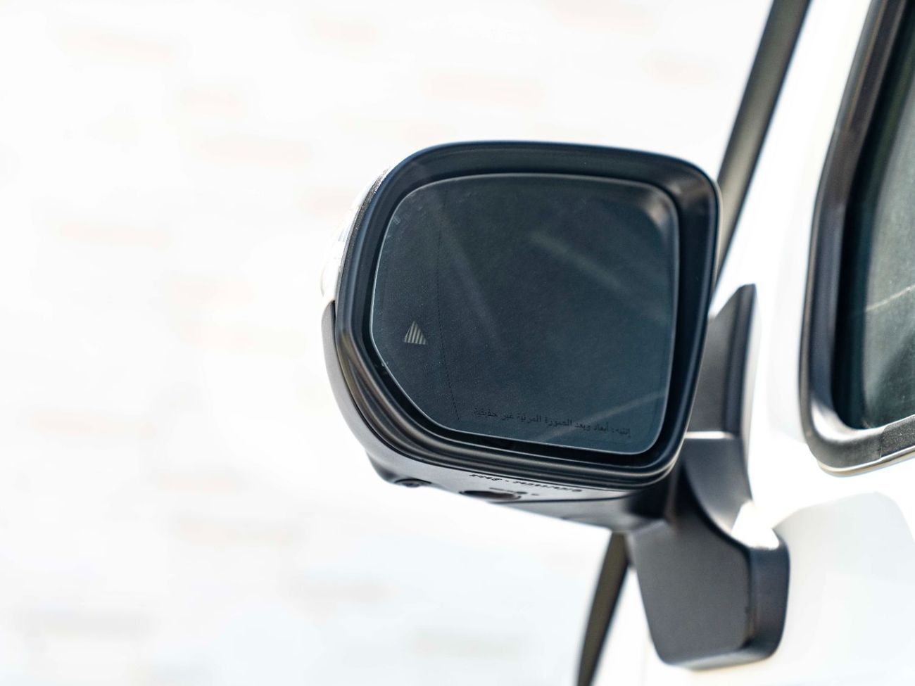 Mercedes-Benz G 500 Std 4.0L (422 HP)