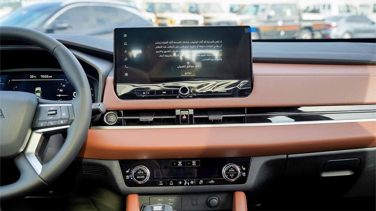 ميتسوبيشي آوتلاندر HIGHLINE ميتسوبيشي أوتلاندر بريميوم 2026 (G09) 2.5 لتر | SUV بسبعة مقاعد | مواصفات الخليج | للتصدير