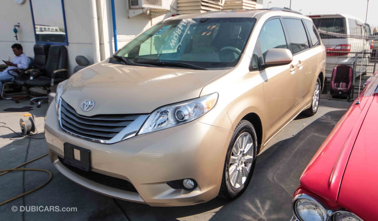 Toyota Sienna XLE