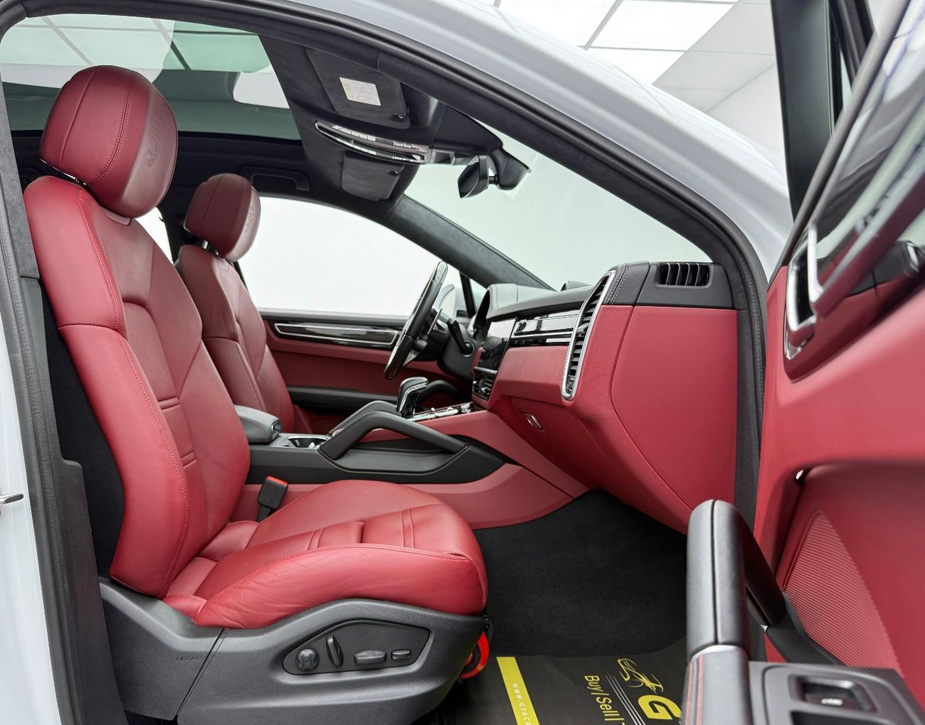 Porsche Cayenne GTS Coupe 2022 Porsche Cayenne GTS Coupe, Warranty, Full Porsche Service History, Excellent Conditio