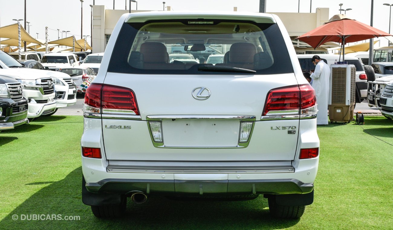 Lexus LX570 S