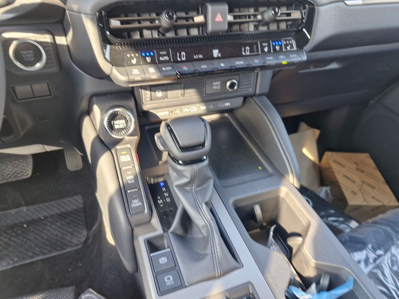 Toyota Prado VXL 2.4L TURBO PETROL 4X4 LTR EUROPEAN BRAND NEW 0KM 2024