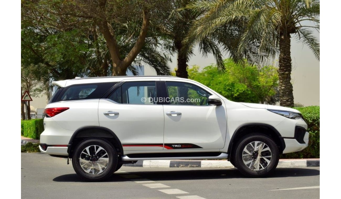 Toyota Fortuner 2018 MODEL TOYOTA FORTUNER  SPORTIVO TRD V6 4.0L PETROL 7 SEAT AUTOMATIC TRANSMISSION