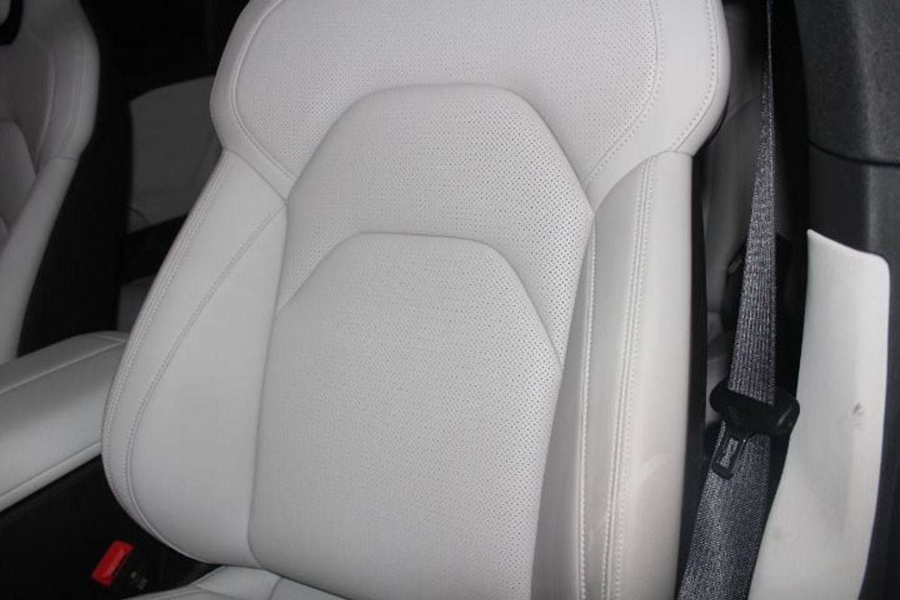 Xiaomi SU7 RWD