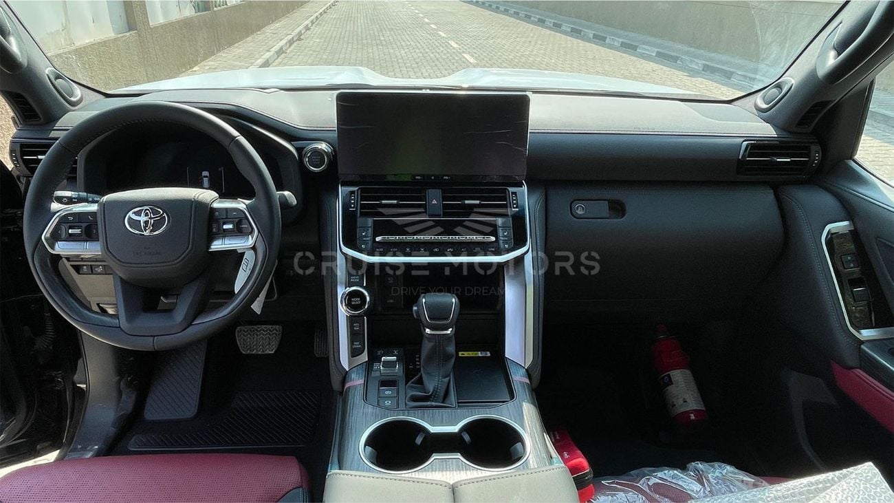 تويوتا لاند كروزر LC 300 VXR - Automatic- 3.3 L - diesel - SUV - 4x4 - 7 Seats - 5 Door