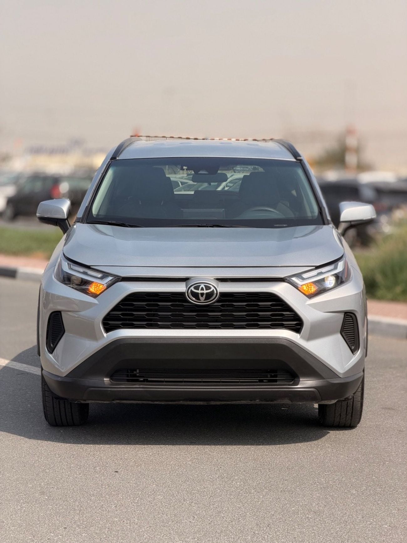 تويوتا راف ٤ XLE 2.5 L push start 2025