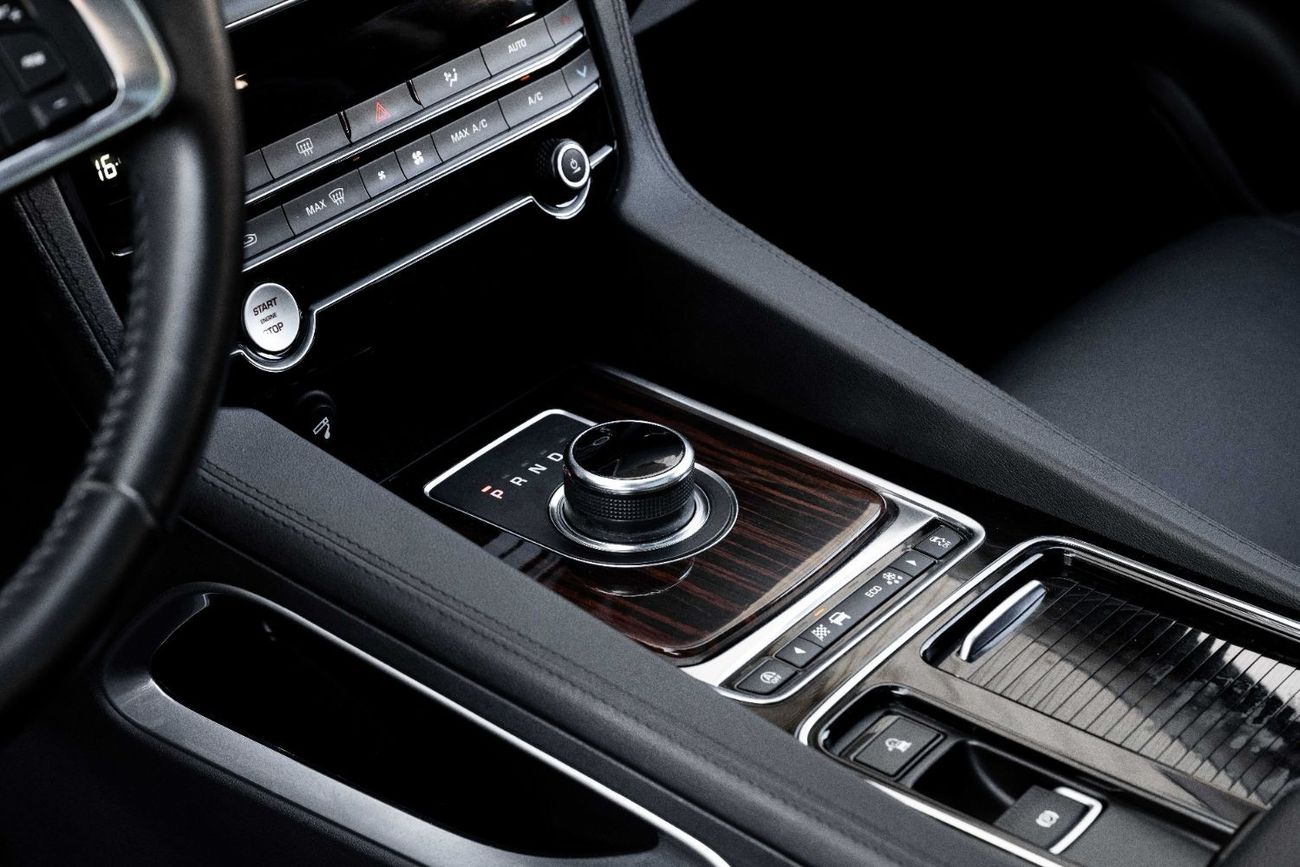 Jaguar F Pace Prestige | 2,056 P.M  | 0% Downpayment | Agency Service | Great Condition