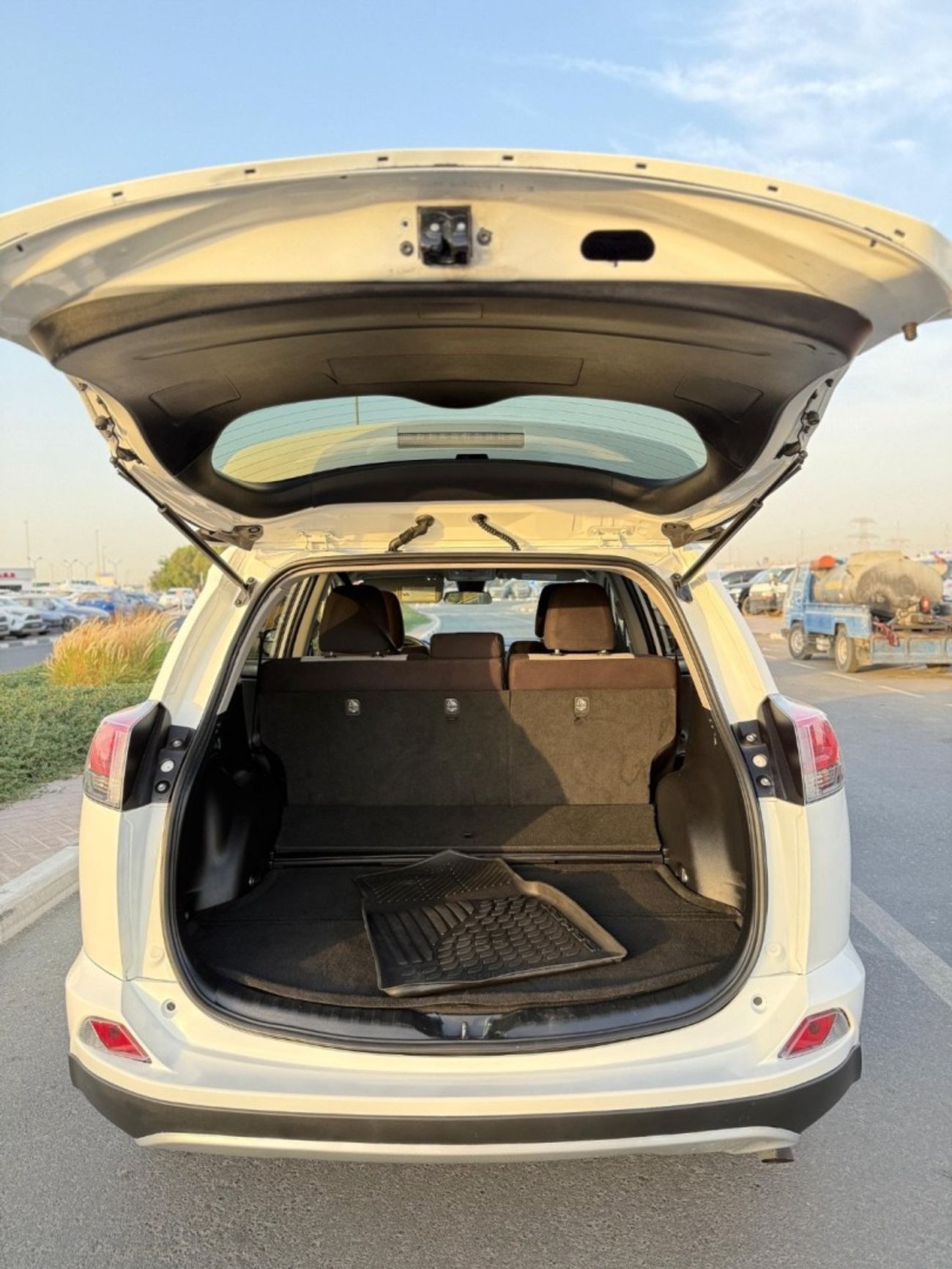 تويوتا راف ٤ Hybrid Toyota RAV4 2018