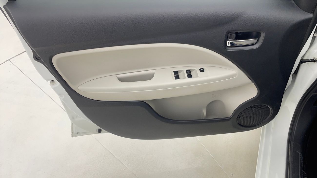 ميتسوبيشي اتراج GLX MIDLINE 1.2 | بدون دفعة مقدمة | اختبار قيادة مجاني للمنزل