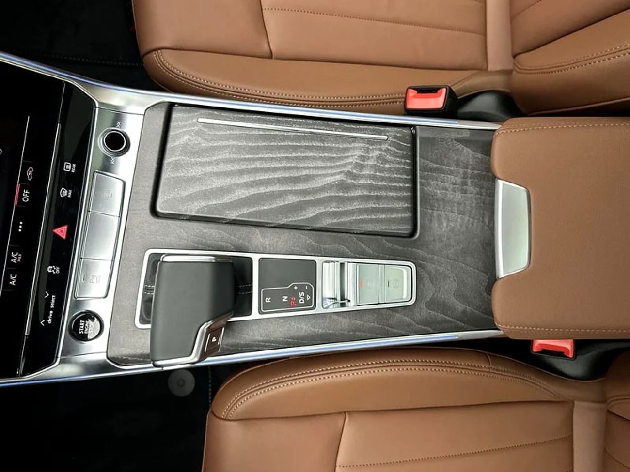 Audi A6 Sedan Advanced 40 TFSI 190hp Progress (Ref# 063193)