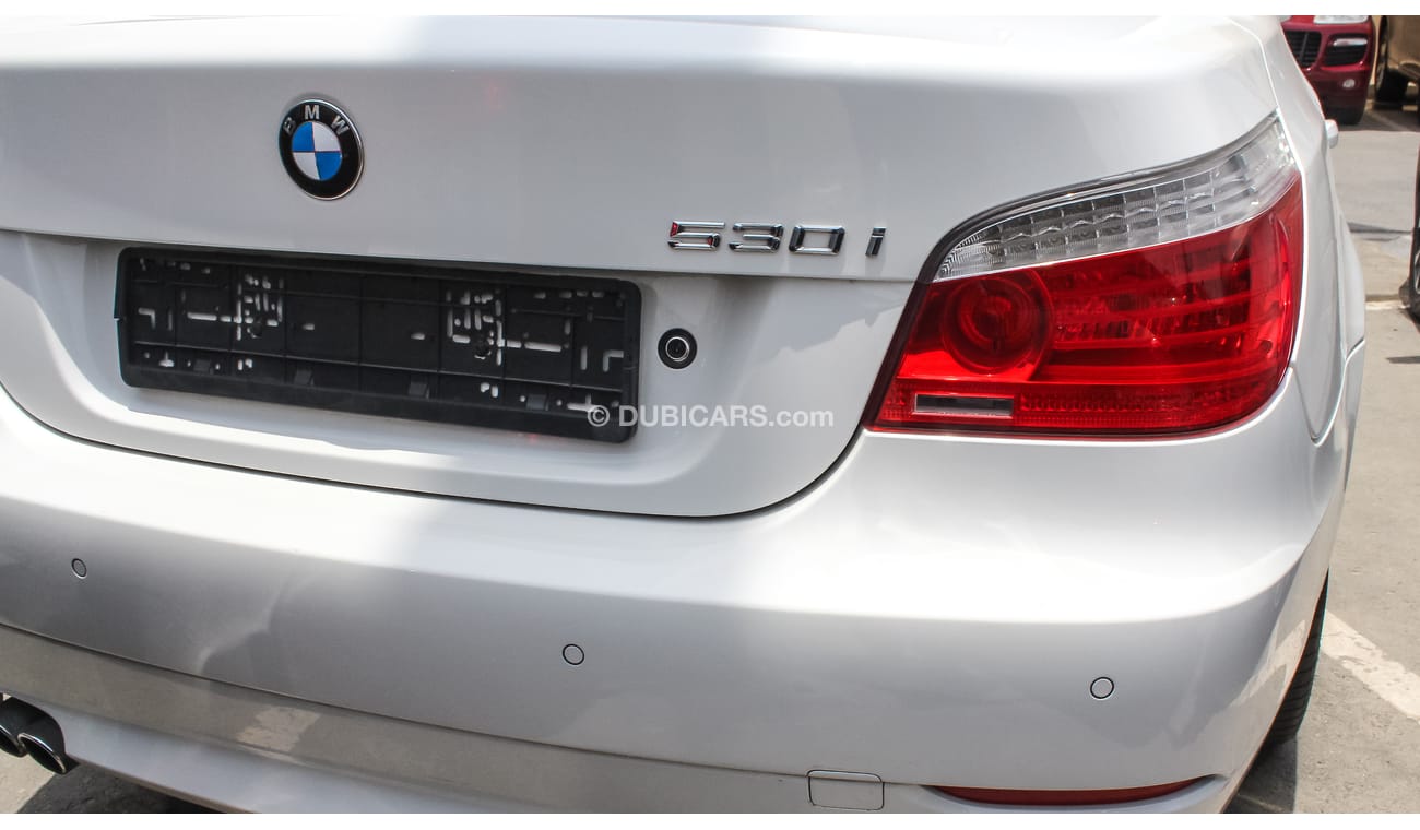 BMW 530i 2009 model Gulf specs Full options  sunroof DVD leather interiors
