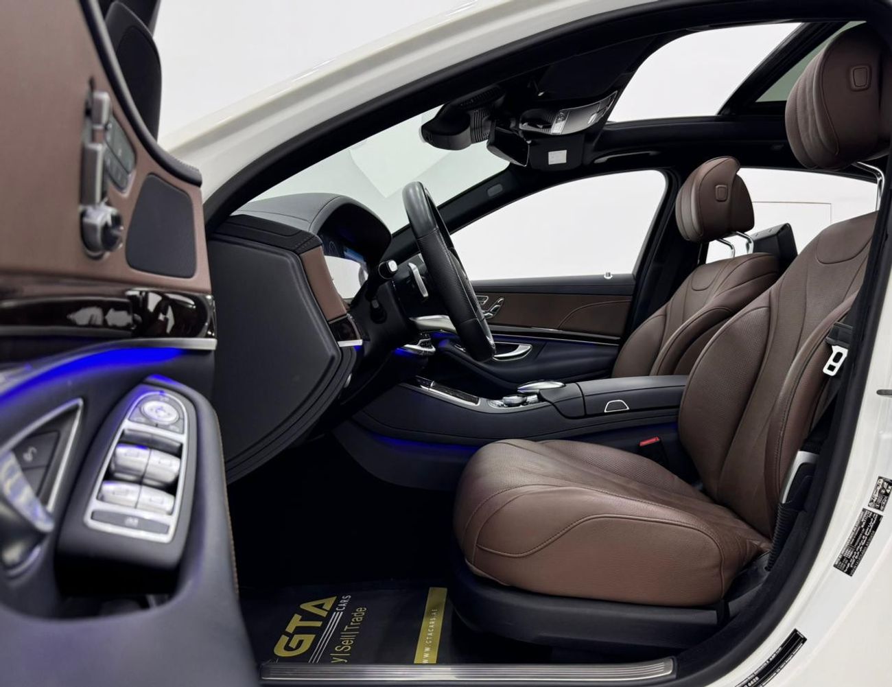 Mercedes-Benz S 320 2020 Mercedes S320 LWB, Sep 2025 Mercedes Warranty, Full Mercedes Service History, Low Kms, GCC