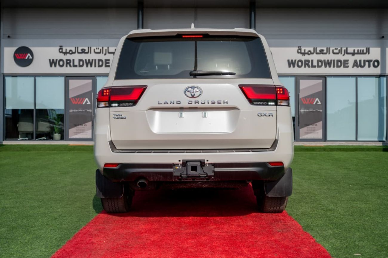 تويوتا لاند كروزر GXR1 3.5L TT Petrol 2025