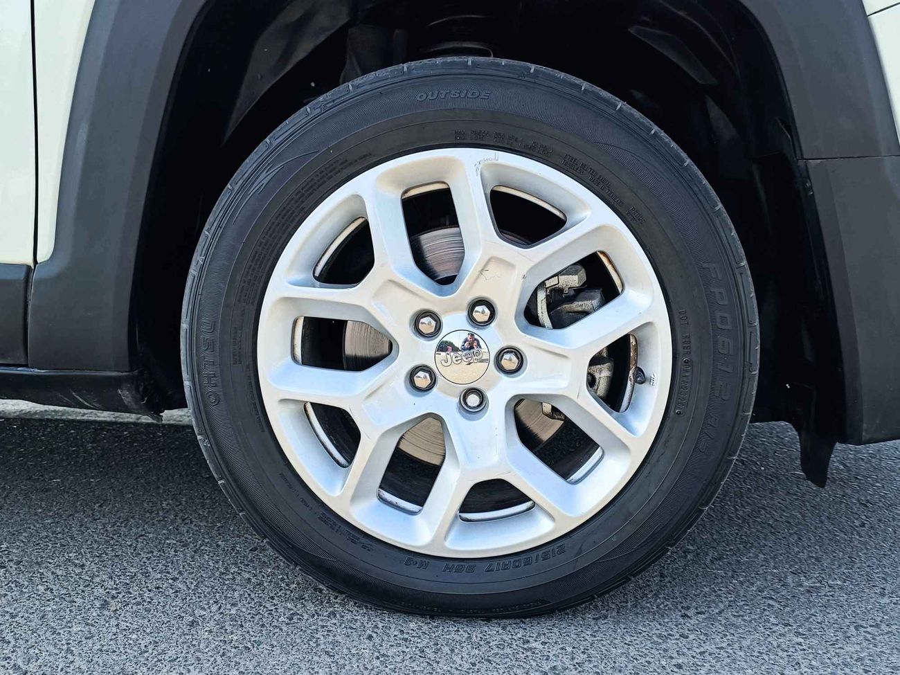 Jeep Renegade LATITUDE/ DVD/ LEATHER/ LOT#39541