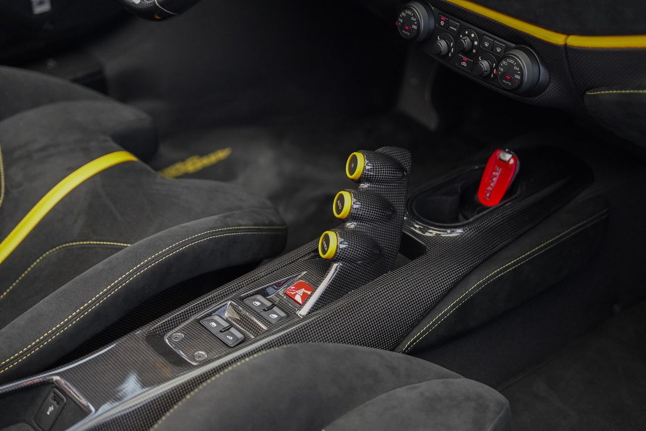 Ferrari 488 Pista Spider 3.9L