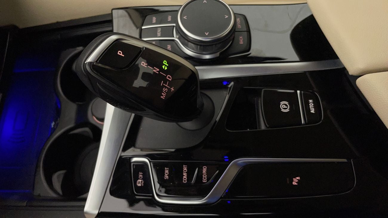 بي أم دبليو 520i JOY EDITION 2 | بدون دفعة مقدمة | اختبار القيادة في المنزل