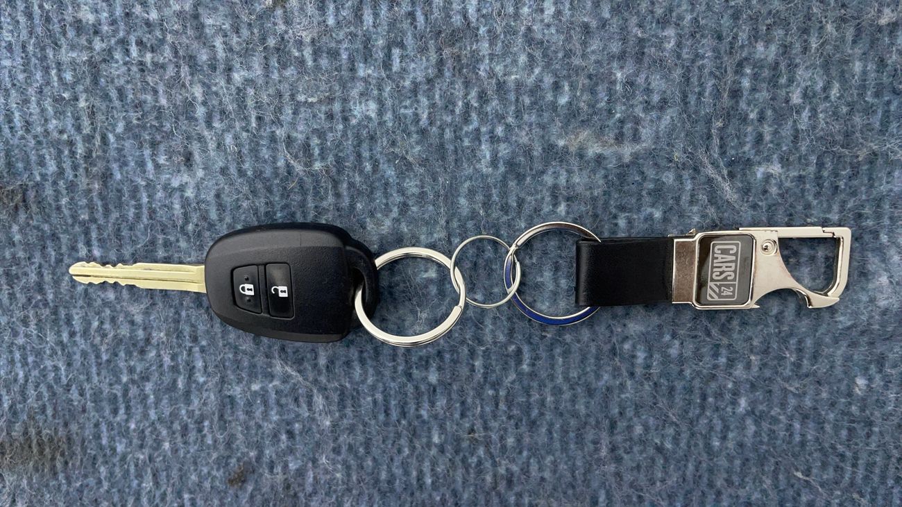 تويوتا يارس SE 1.5 | بدون دفعة مقدمة | اختبار قيادة مجاني للمنزل