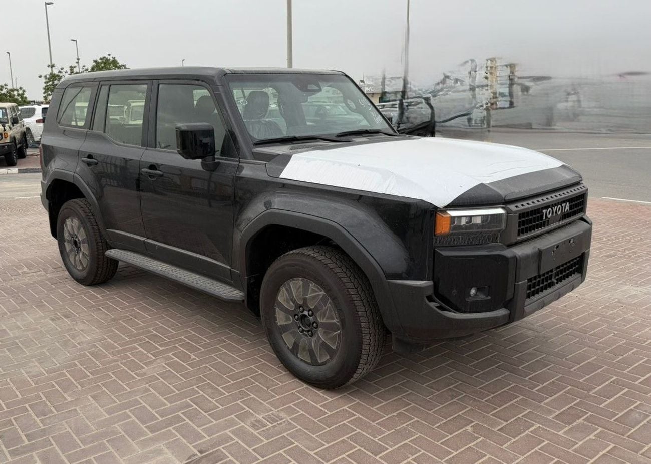 Toyota Prado Prado adventure 2.4 2025 full option with headup display