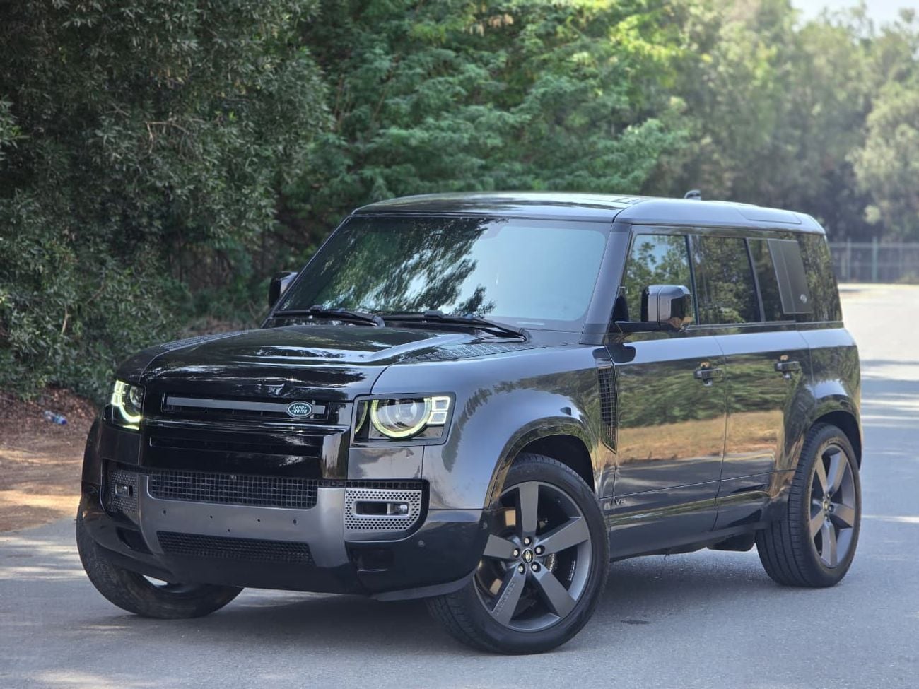 Land Rover Defender 110 X P525 5.0L DEFENDER 110 P525 CARPATHIAN EDITION 2023 V8 // GERMANY // 2KEYS //PERFECT CONDITION