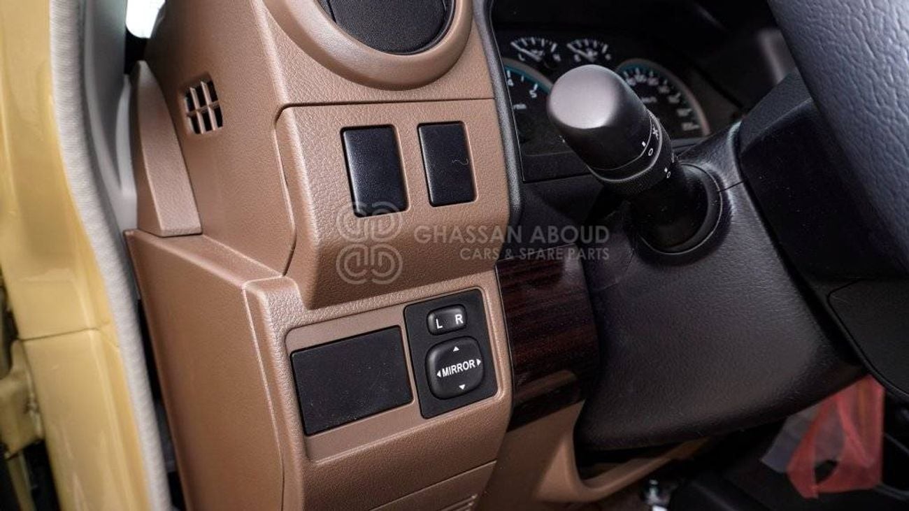 Toyota Land Cruiser 70 LC 76 Hard Top 4.0L