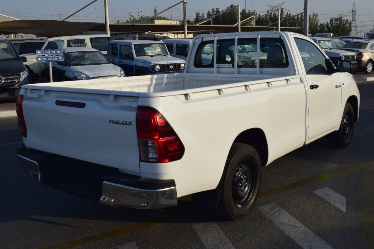 تويوتا هيلوكس مقصورة فردية