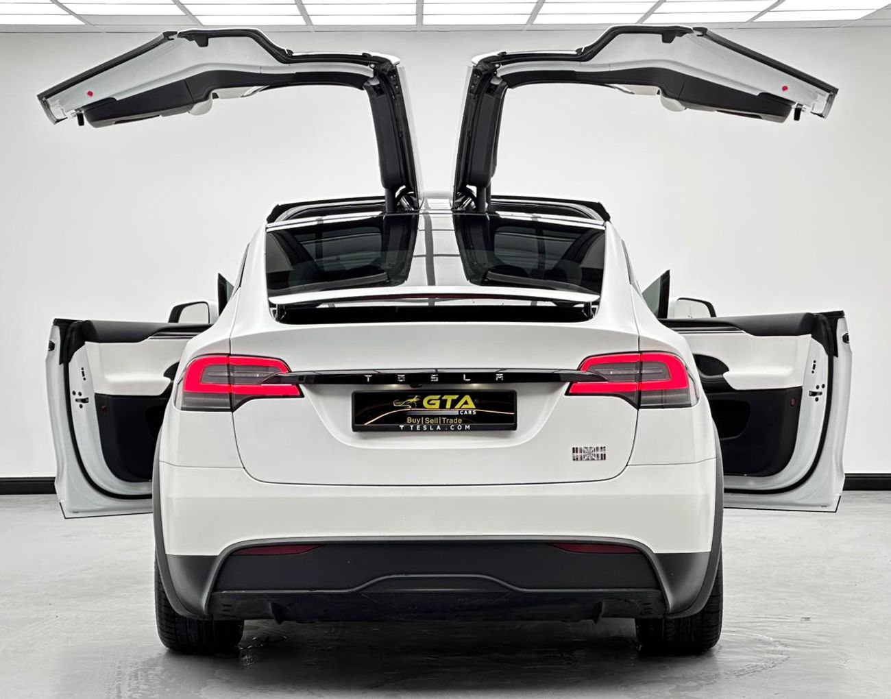 Tesla Model X Plaid (AWD) 2024 Tesla Model X Plaid, Aug/2028 Tesla Warranty, Tesla Full Service History, GCC