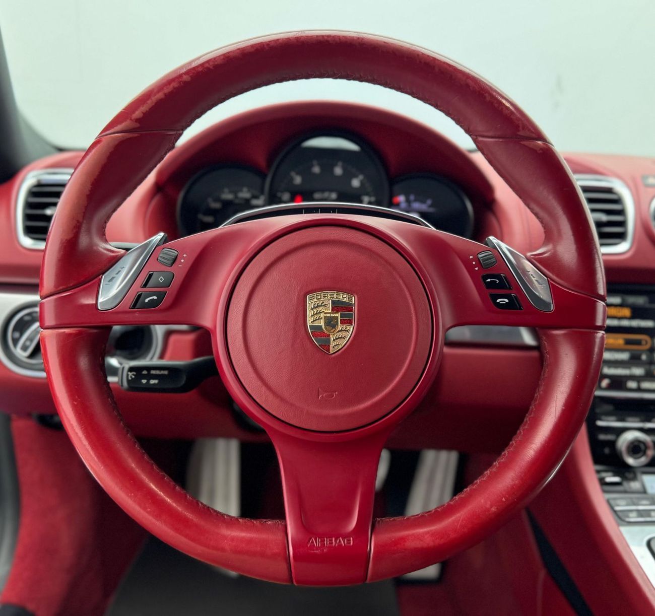 Porsche Cayman GTS 3.4L 2015 Porsche  Cayman GTS, Full Agency Service History, Excellent Condition, GCC