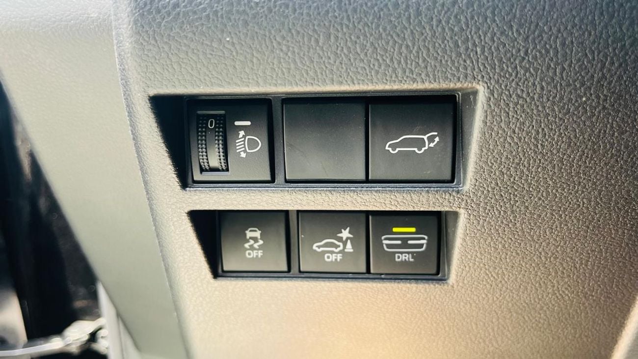 Toyota Land Cruiser GXR