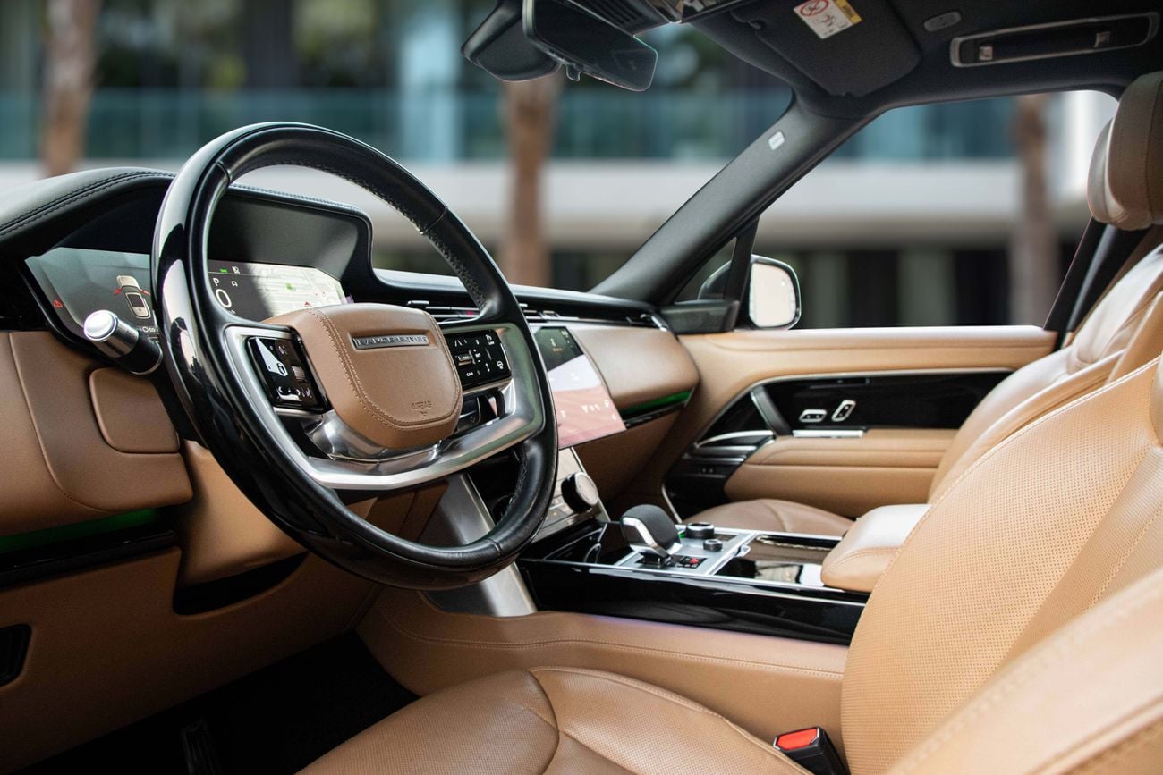 Land Rover Range Rover Autobiography Range Rover Autobiography | 7,442 P.M | 0% Downpayment | IMMACULATE!